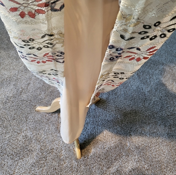 V. Cristina– Lt. Pastel, Orange, Blue, Peach/Natural Crochet Maxi Skirt (Size L) - Picture 13 of 15